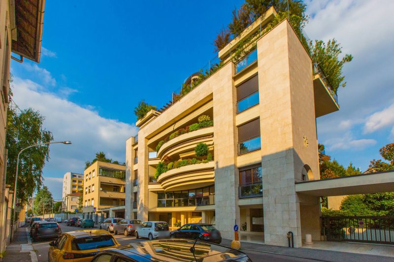 SPLENDIDO ATTICO SU DUE PIANI CON BOX